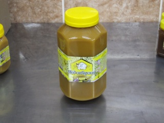 Мёд в ПЭТ 1,5 кг Цветочный